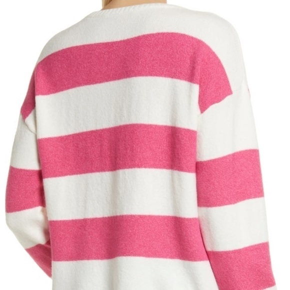 VINCE Camuto Striped V-neck Sweater - Picture 3 of 7
